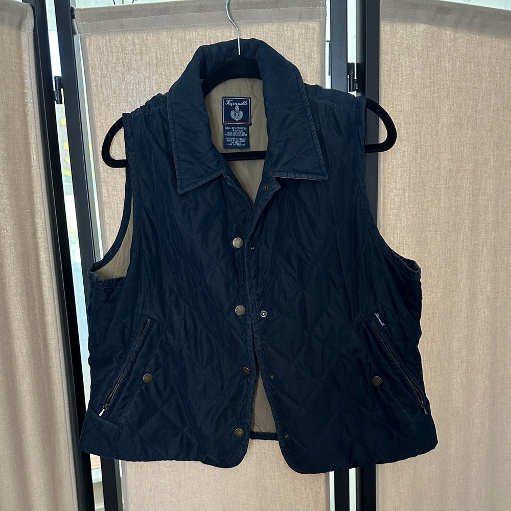Faconable Dark Blue Quilted Vest